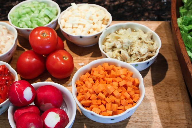 Traveling Spoon Chicago-Style Deep Dish Pizza Private Online Cooking Class - Whats Included