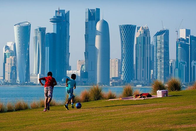 Ultimate Private Photo Tour in Qatar – Ancient and Ultra-Modern Doha - Selecting the Date and Number of Travelers