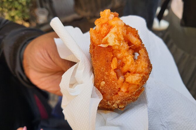 Vatican and Trionfale Market Tour With Wine and Food Tasting - Indulging in Wine Tasting