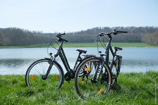 Versailles: Bike Rental, Different Sizes - Pricing and Availability
