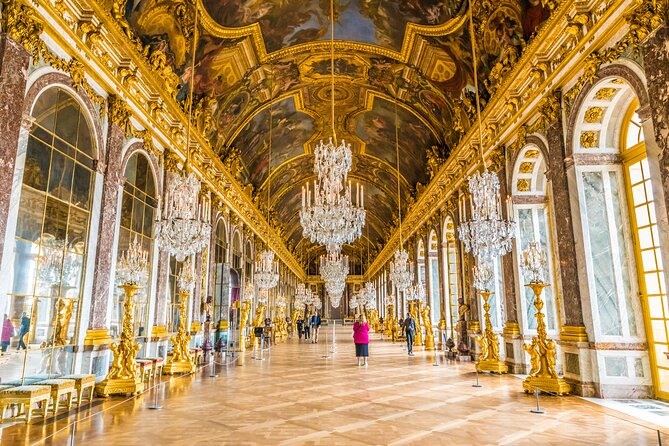Versailles Palace & Gardens Priority Access Guided Tour From Versailles - Location and Accessibility