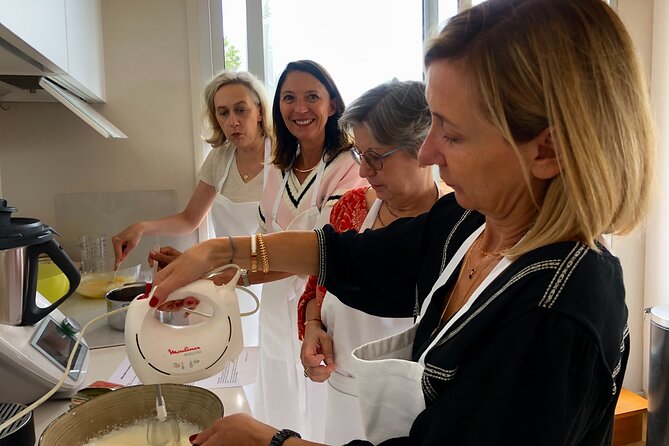Viator Exclusive: Croix Rousse Market & Rooftop Cooking Class - Reviews