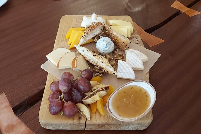 Vineyard & Wine Tasting Tour - Cancellation Policy