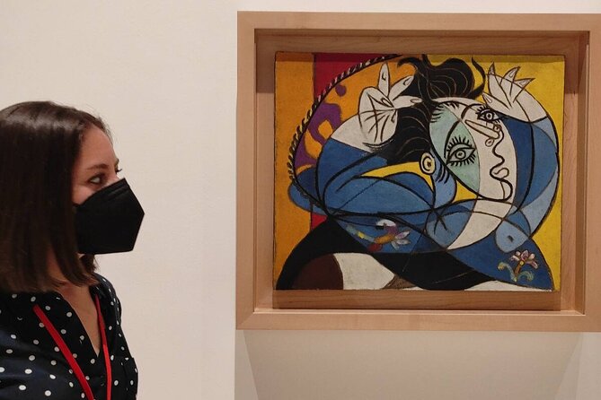 Visit the Picasso Museum With an Accredited Guide - Exploring Picassos Spanish Heritage