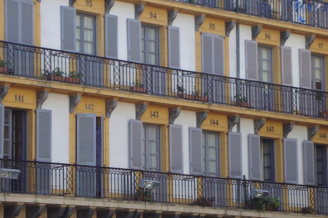 Walk and Taste San Sebastian - Intimate Group Experience