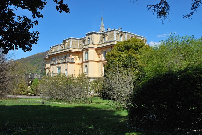 Walking Tour With a Private Tour Guide in the Botanical Gardens of Villa Taranto - Meeting and Pickup Information