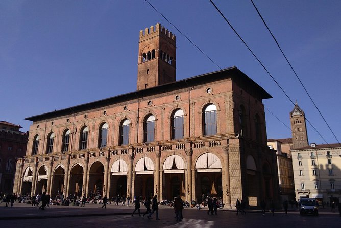 Welcome to Bologna! Private Walking Tour - Benefits of Taking a Private Walking Tour