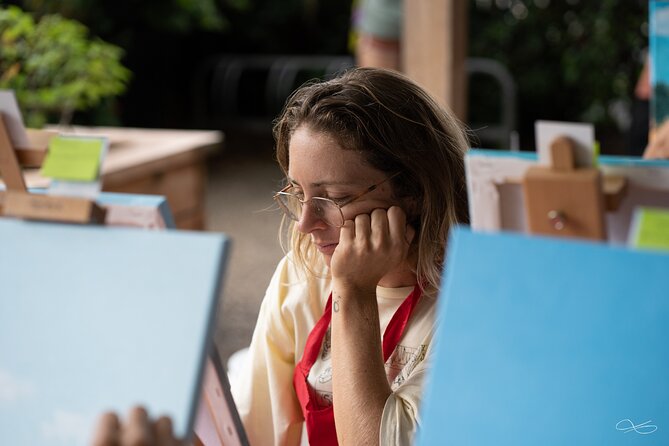 Wellness Art Class in Byron Bay - Meeting and Pickup