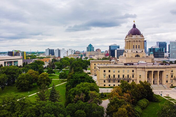 Winnipegs Wealthy Beginnings: a Smartphone Audio Walking Tour - Meeting and Pickup Details
