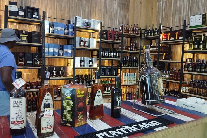 World Mart Souvenirs Store - Guided Tour - Cancellation and Change Policy