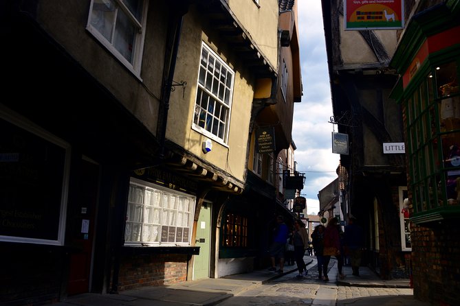 York Small-Group Evening Walking Tour With Guide - Whats Included