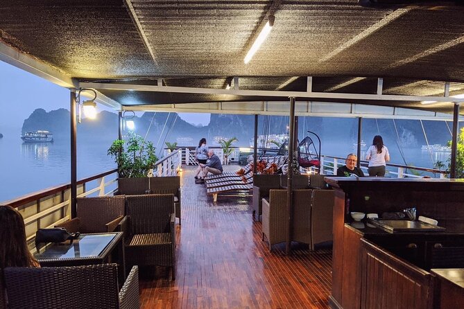 2D1N Halong Bay on Luxury Le Journey Cruise: SQUID FISHING, KAYAK, MEALS
