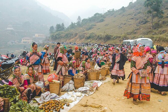3 Days Lao Cai - Cao Son- Lung Khau Nhin Market - Sapa - Lao Cai