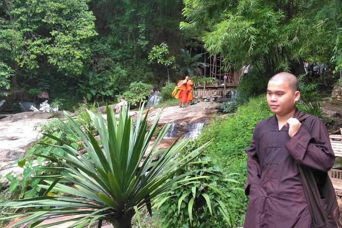 3-Hour Hike Round Trip Monk Trail to Wat Doi Suthep From Chiang Mai - Good To Know