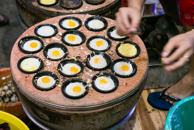 3 Hour Pedicab Night Tour Included Street Food With Your Local Guide - Good To Know