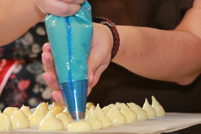 3 Hours Chocolate Making Experience in Blackmore Cres