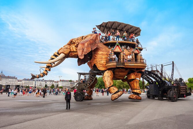 3 Hours Private Guided Tour in Nantes