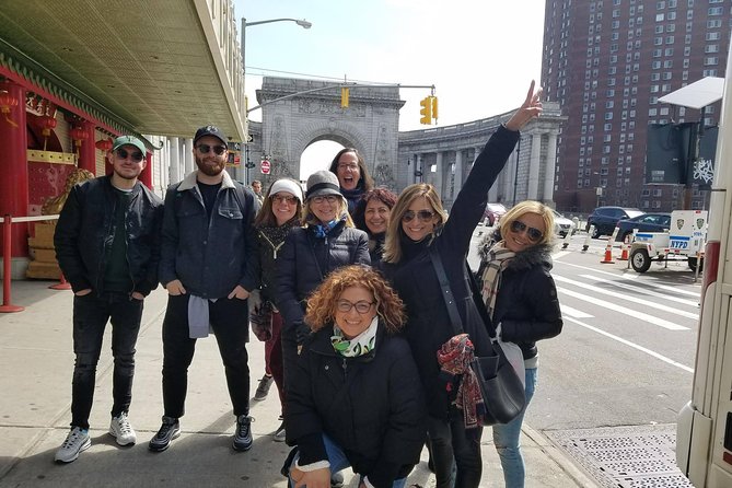 3 New York Neighborhoods Semi-Private Tour : SoHo, Chinatown and Little Italy - Meeting Point and Transportation