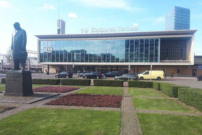 2-Hour Eindhoven City Self-Guided Walking Tour - Meeting and Pickup