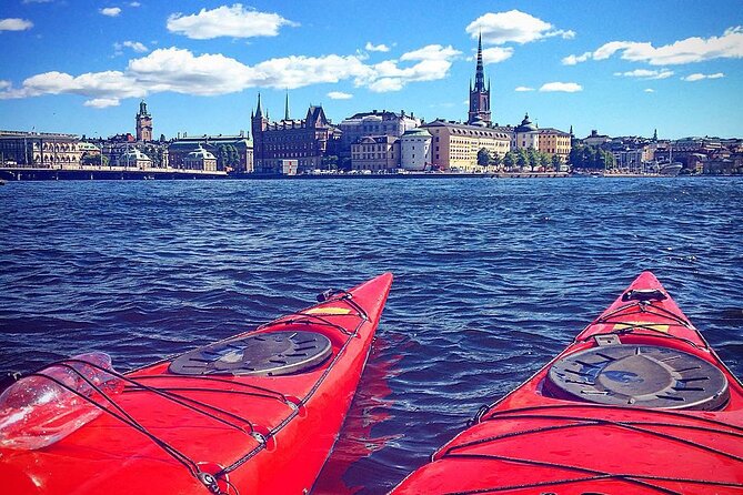 2 Hour Guided Kayak Trip in Central Stockholm - Meeting and Pickup