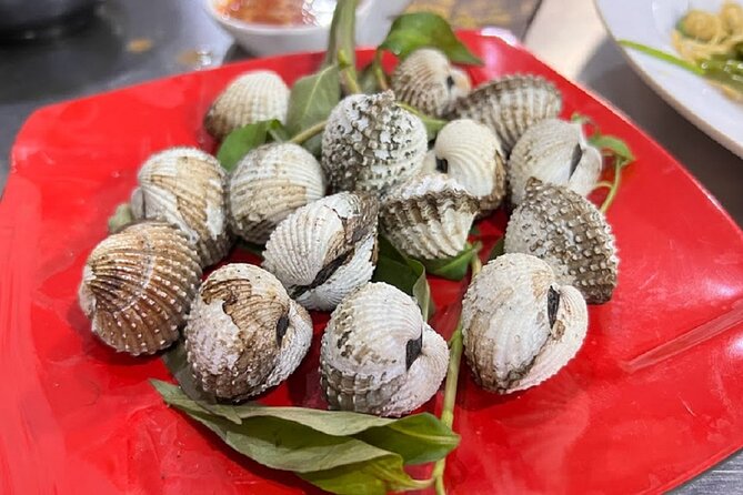 2 Hour Ho Chi Minh Guided Street Food Tour - Street Food Experience Highlights