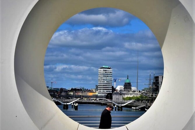 2-Hours and 30 Minutes Historical Walking Tour in Dublin - Local Culture and Lore