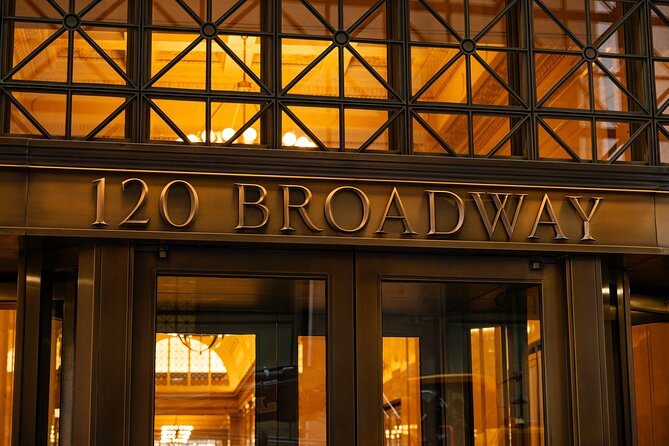 2 Hours Unofficial Succession Walking Tour in New York - Meeting Point