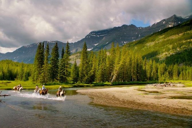 3 Day Rocky Mountains Columbia Icefields Banff and Yoho NP Tour - Common Questions