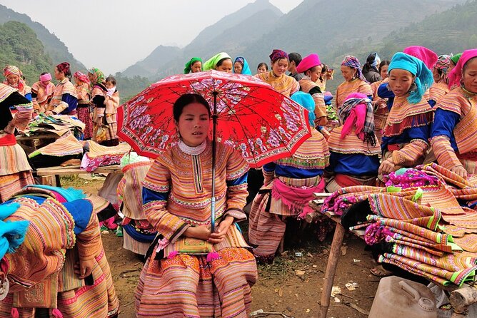 3 Days Lao Cai - Lung Khau Nhin Market - Cao Son - Chay River - Sapa - Day 5: Farewell and Departure