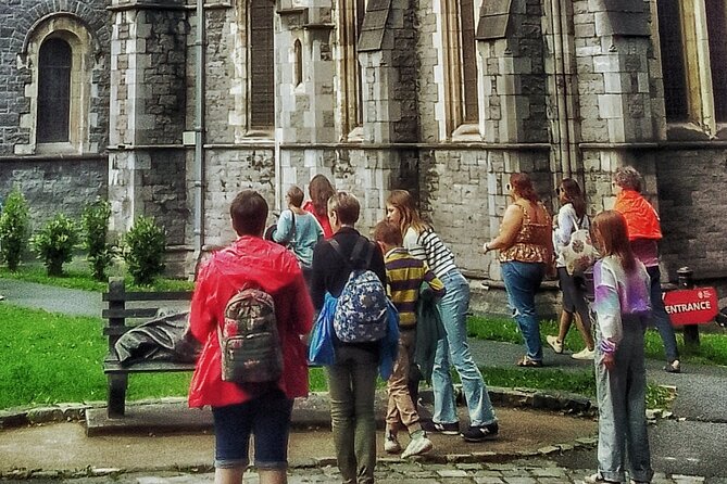 3-Hour Dublin History and Culture Small Group Walking Tour - Meeting and Ending Points