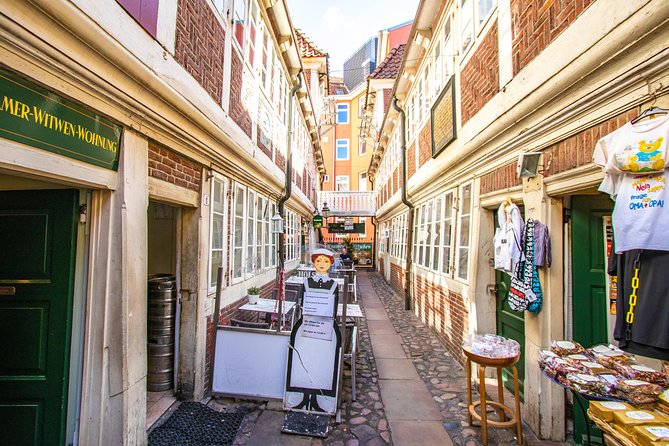 3 Hour Walk of Hamburg'S Most Famous Brew Pubs With a Local - Meeting Point and Logistics