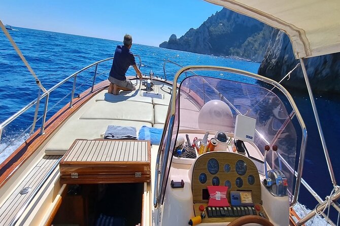 3 Hours Private Capri by Boat for Couples - Knowledgeable and Friendly Guide