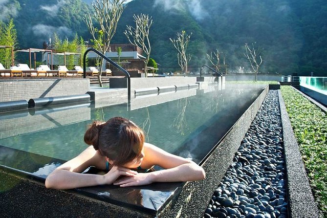 5-day Premium Taiwan Eastern Beauty Private Tour - Pick-up Time and Contact Details