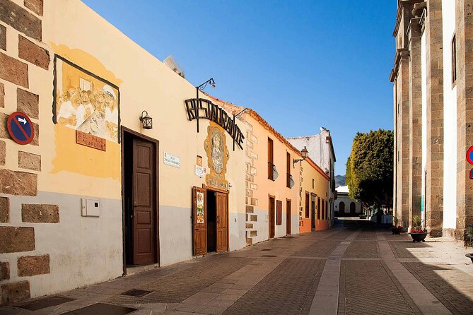 7-hour Hop on Hop off Tour of Historic Gran Canaria - Weather Requirements