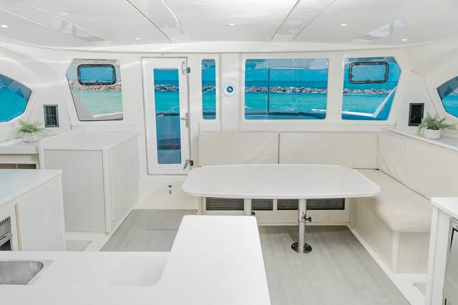 8-Hour Private 44 Leopard Catamaran Tour to Cozumel Beach W/Food & Open Bar - What to Expect