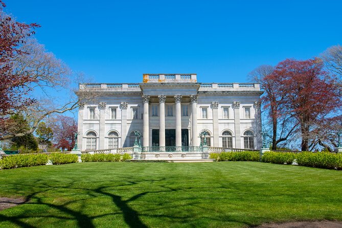 A Self-Guided Driving Tour of Newport'S Top Sights - Easy-to-Use Tour App