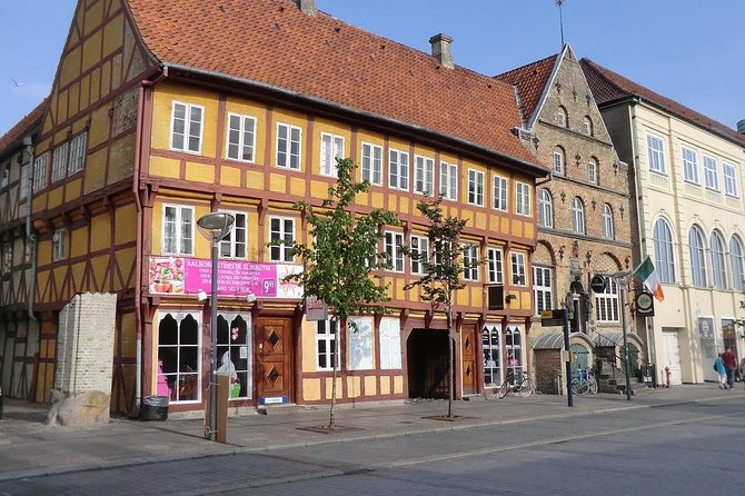 Aalborg Private Transfer From Aalborg City Centre to Aalborg Airport - The Sum Up