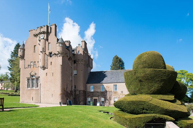 Aberdeen Airport/Train/Harbour Transfer & Private Guided Tour - Meeting and Pickup Information