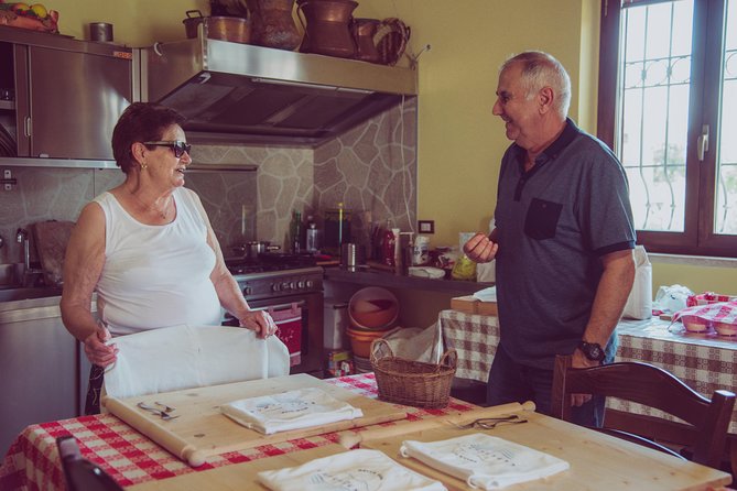 Abruzzo Traditional Pasta Making With 85y Old Local Grandma - Taste the Delicious Homemade Pasta and Sauces