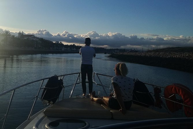 Afternoon Yacht Charter in Lagos With Drinks, Tapas, Paddle Boards and Kayak - Secluded Beaches and Relaxation