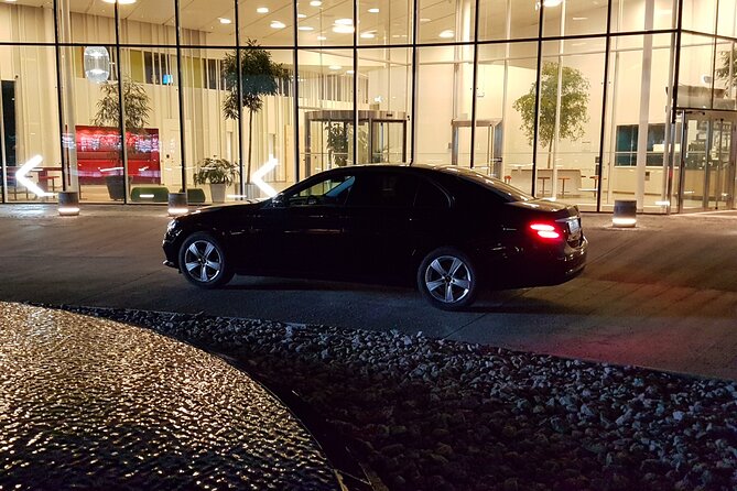 Airport Limousine Transfer: Arlanda Airport to Stockholm City 1-7 Passengers - Cancellation Policy