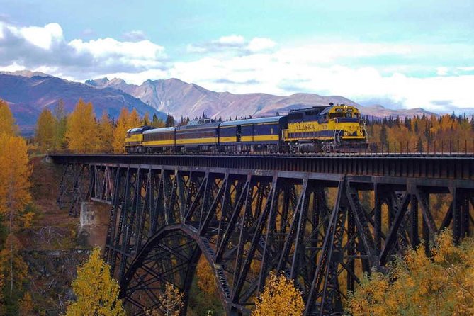 Alaska Railroad Anchorage to Denali One Way - Guides Insight Into the Landscape