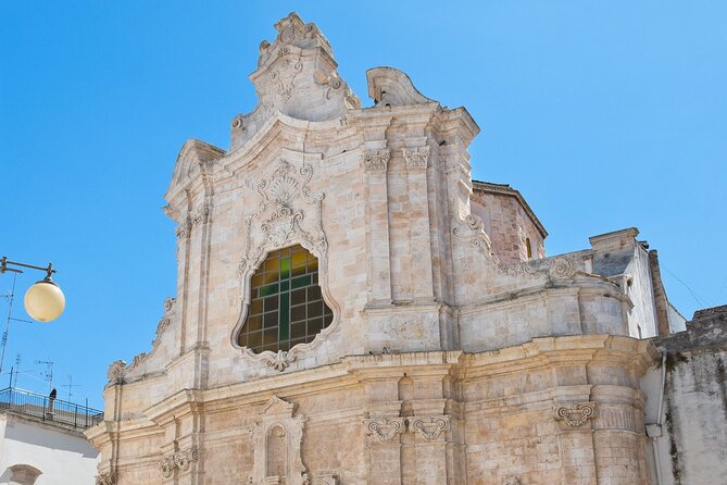 Alberobello, Martina Franca and Locorotondo Day Trip From Bari - Locorotondo: The White City