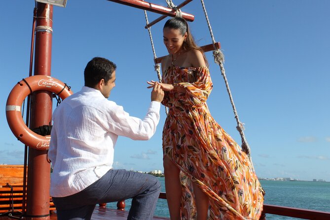 Amazing Romantic Dinner on a Galeon Around the Lagoon in Cancun With Sax Music - Transfer and Pickup Information