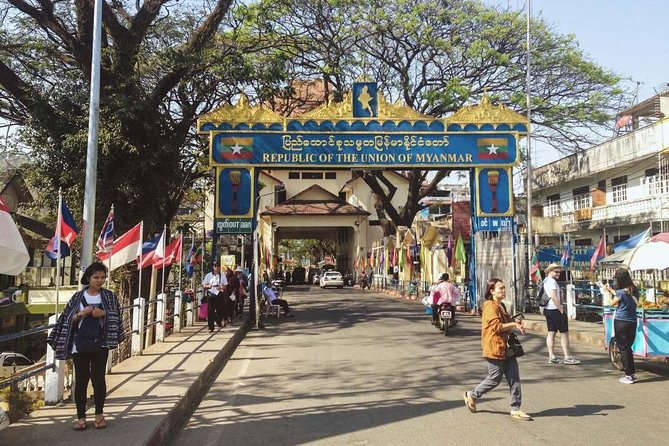Ancient City Tour From Chiang Rai Including Golden Triangle and Royal Villa - Reviews