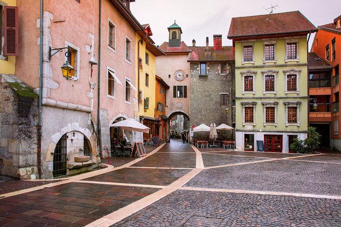 Annecy Scavenger Hunt and Best Landmarks Self-Guided Tour - Tour Details