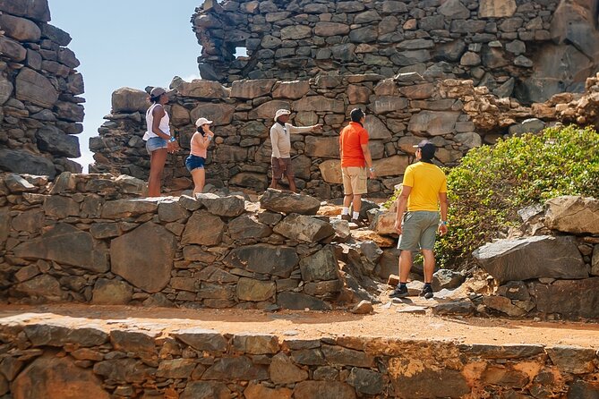 Aruba Sightseeing - Memorable Tour Guides and Positive Reviews