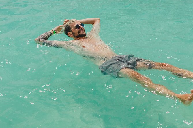 Bacalar Lagoon Sightseeing Boat Tour With Open Bar and Snacks - Additional Information