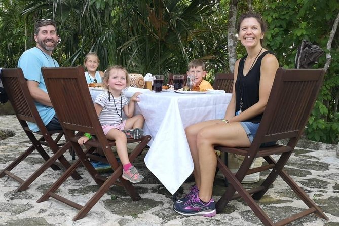 Bacalar Seven Color Lagoon and Kayak Adventure From Costa Maya - Positive Feedback on Food and Drinks