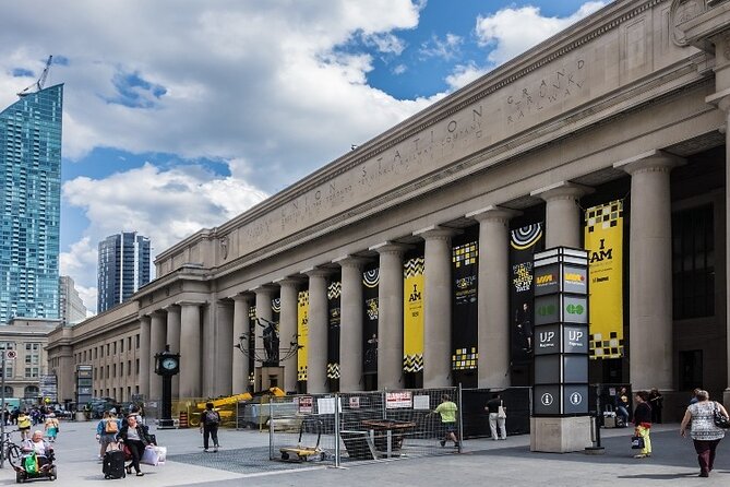 Best of Toronto Small Group Walking Tour With CN Tower - Historical Landmarks